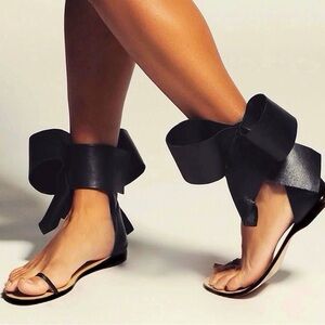 Aminah Abdul Jilill leather bow sandals Black 9M